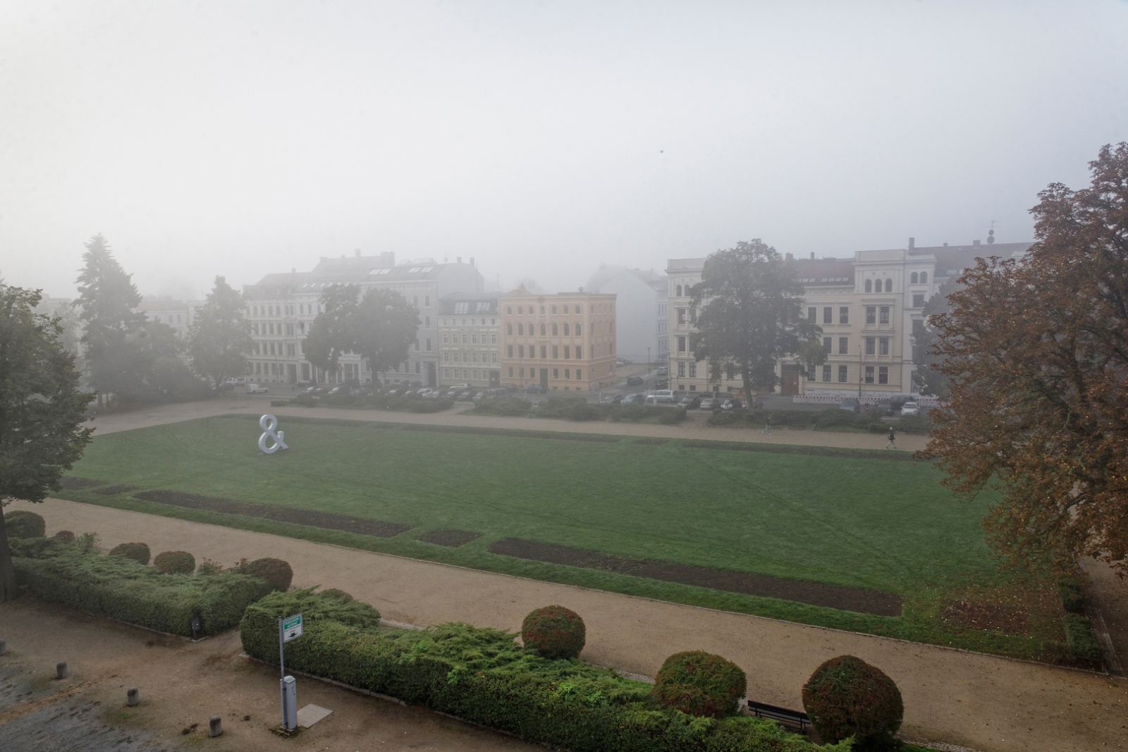 Der Park vor dem Haus von Gerlind Mochner, Görlitz 2018